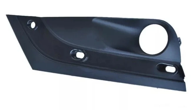 ОБЛИЦОВКА ПЕРЕДНЕГО БАМПЕРА ПОД ПТФ ЛЕВАЯ VESTA