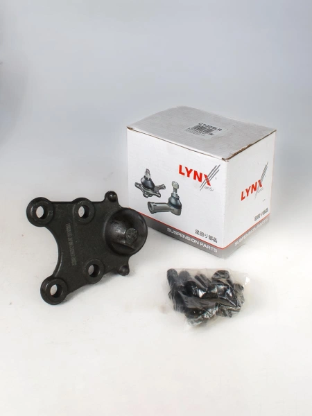 Опора шаровая нижняя L=R LYNXauto C1029LR