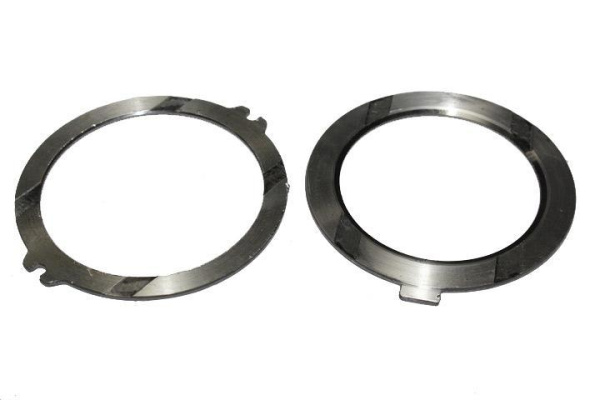 40526709-38e0-11e3-afa4-003048f6ad92_1