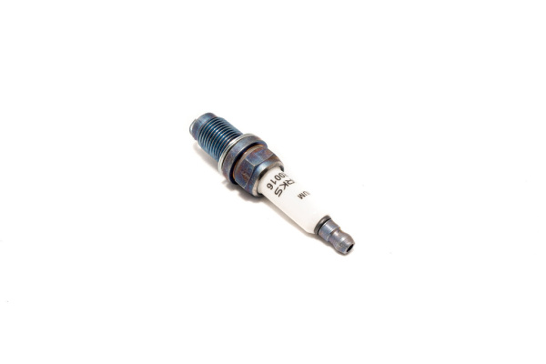 СВЕЧА ЗАЖИГАНИЯ (IRIDIUM)  CWORKS E180R0016