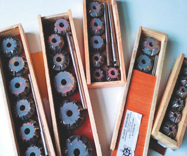 e7552342-2a37-415b-a29f-afb7bcb37620