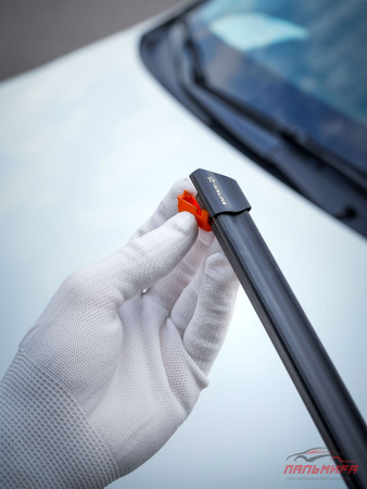 ЩЕТКА СТЕКЛООЧИСТИТЕЛЯ 43СМ. БЕСКАРКАСНАЯ "AIRLINE"