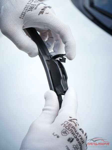 ЩЕТКА СТЕКЛООЧИСТИТЕЛЯ 55СМ. ,БЕСКАРКАСНАЯ "AIRLINE"